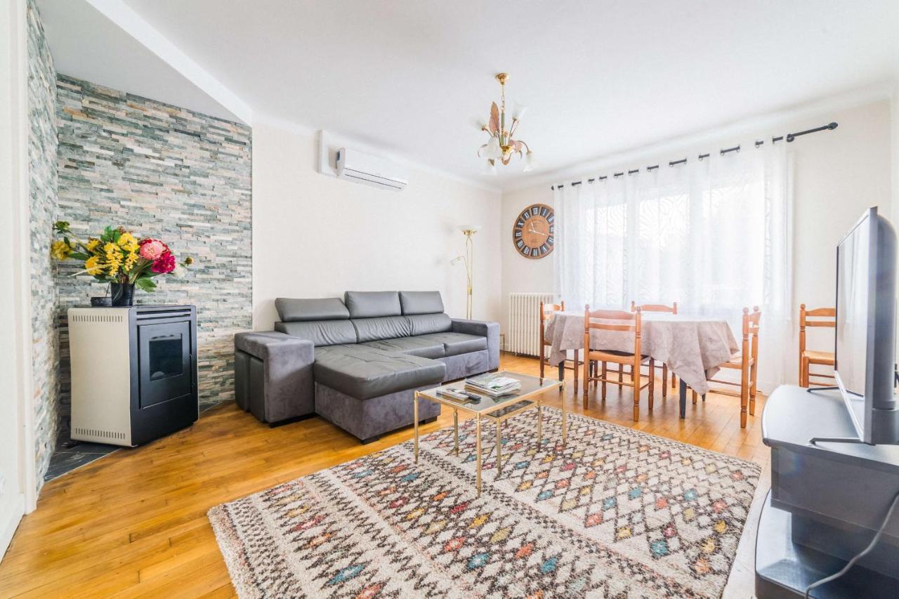 Les Rosiers - Maison Avec Jacuzzi Brive-la-Gaillarde Exteriör bild